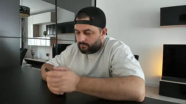 DravenPeak's Live XXX Chat