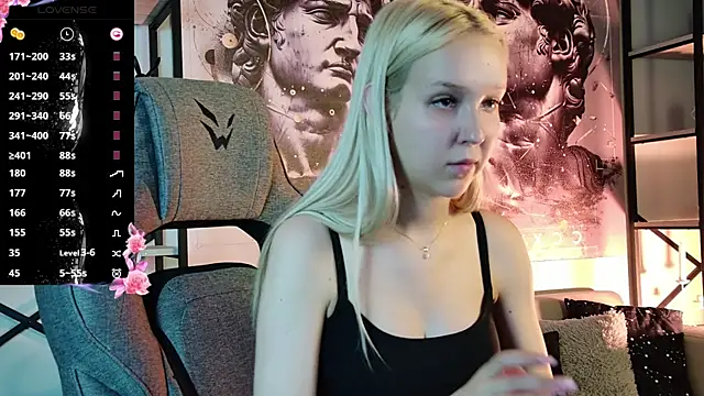 Онлайн чат XXX MaoqiBeverly
