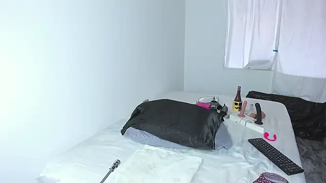 Benjamin_Buster Adlı Modelin Canlı XXX Sohbeti