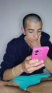 צ'אט XXX בשידור חי של Thick_Cock