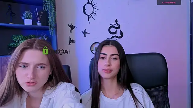 nekky_mouse's Live XXX Chat