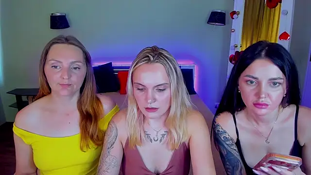 XXX chat uživo modela MagicEyess