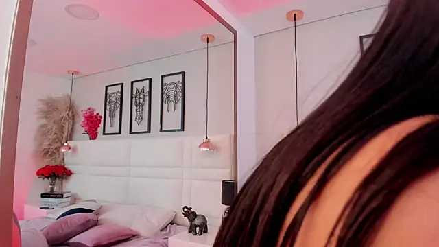 Chatroom XXX en direct de Chloe__fox_