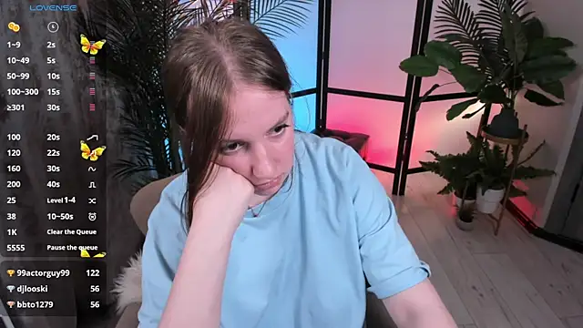 Elisabeth_Binder Chat XXX in diretta