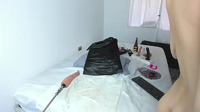 Benjamin_Buster Live XXX-chat
