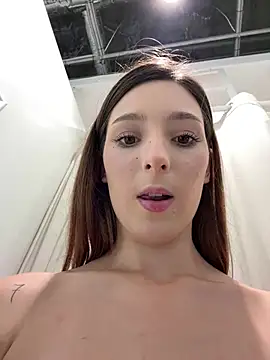 LilluKatten's Live XXX Chat