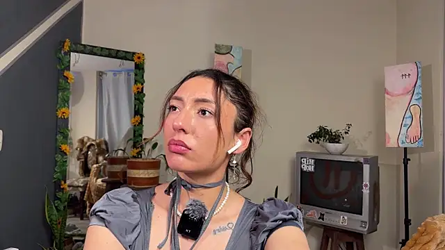 Tomoe_b live XXX chat