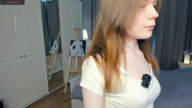 LavenderMitten's Live XXX Chat