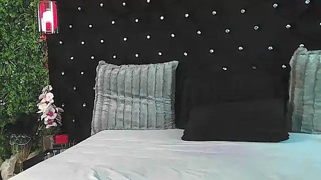 Онлайн чат XXX InannaStar