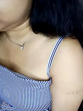 Chat XXX ao vivo de o_yes_bhabhi