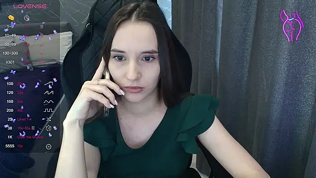 Alice_Weiss Live XXX-Chat