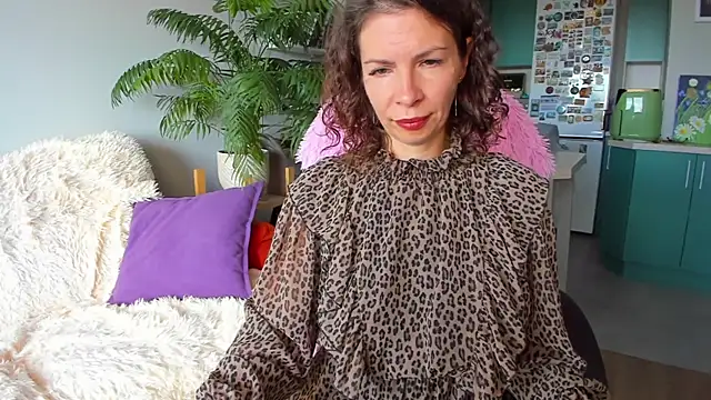 ChristinaGlory Adlı Modelin Canlı XXX Sohbeti