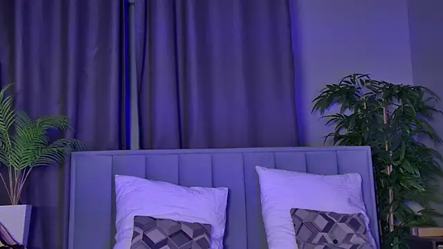 Chat XXX ao vivo de KittyNuarr