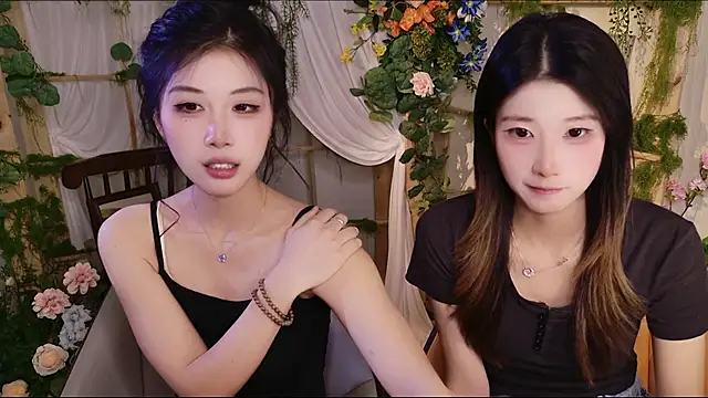 GuLuGroup's Live XXX Chat