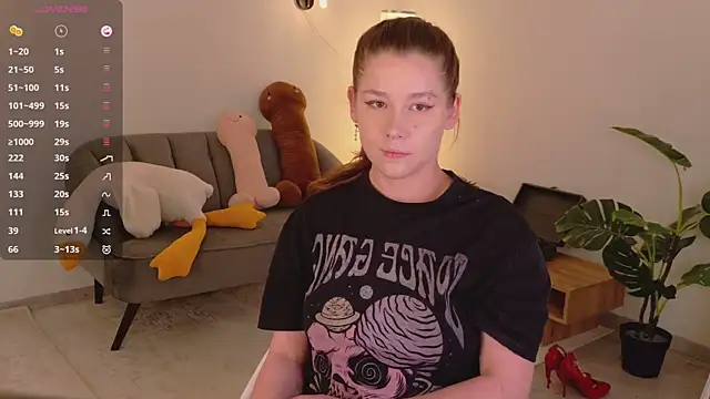 Mira_Falls' Live XXX Chat