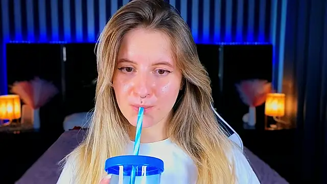Czat XXX na żywo – Daryana_Gray