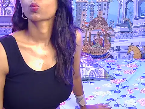 Hotty-jash Adlı Modelin Canlı XXX Sohbeti
