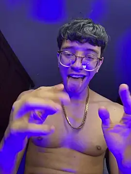 ArthurDavies21_'s Live XXX Chat