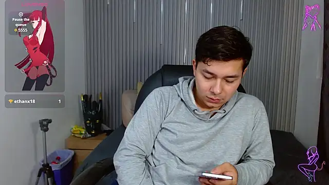 Julian_Smith21 Adlı Modelin Canlı XXX Sohbeti