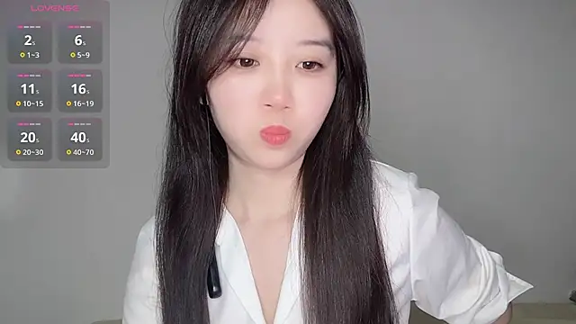 77-Vicky's Live XXX Chat