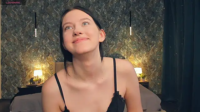 EstelaSuppa élő XXX-chatje