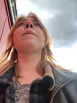 Sunny___Bunnyn Live XXX chat