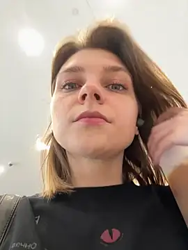 ValenciaShock Chat XXX live