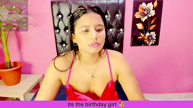 Chatroom XXX en direct de INDIANFLAME