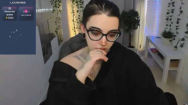 Dixi_Pixi_ Adlı Modelin Canlı XXX Sohbeti