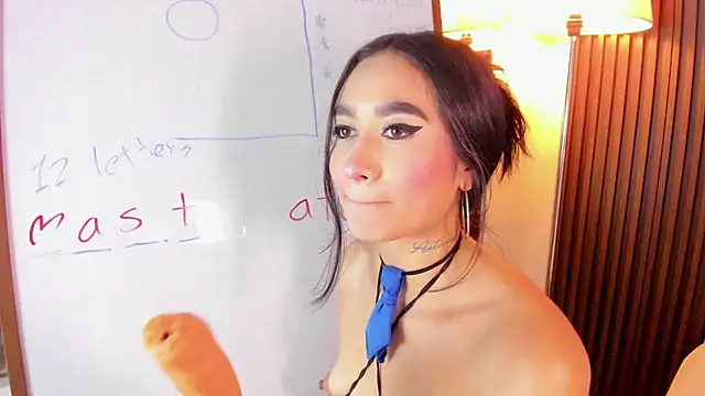 Nicolqueen_'s Live XXX Chat