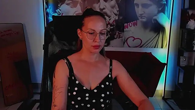 Charlotte_Hudson élő XXX-chatje