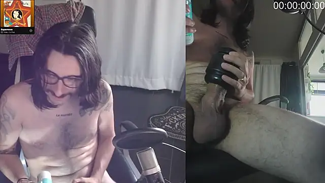 XXX chat uživo modela Chuck-FR