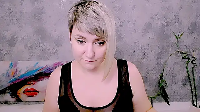 Djullia live XXX chat