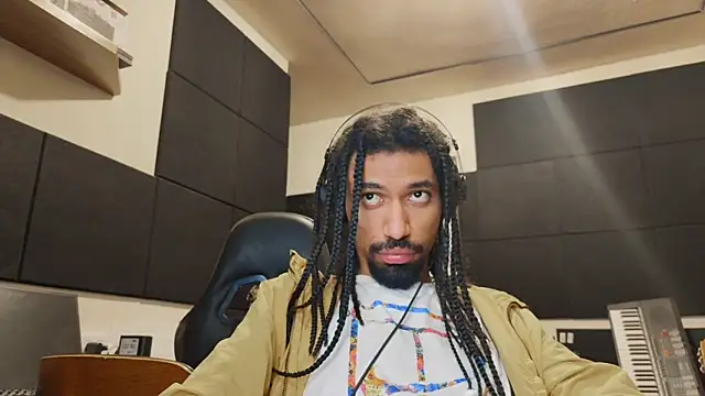 Chat +18 de FavelaDaddyCum ao vivo