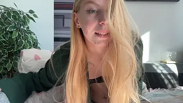 XXX chat uživo modela Fanny_Fresh