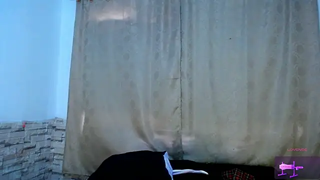 Chat XXX ao vivo de Bicky_25