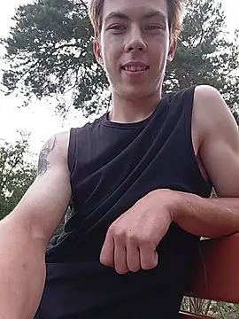 Živý XXX chat ShifterXLisa