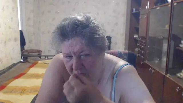 Chat +18 de HotLusi ao vivo
