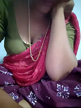 Chat XXX ao vivo de Tamil_Hot_HoneyBee