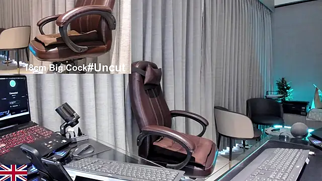 Živý XXX chat OnlineBossUK