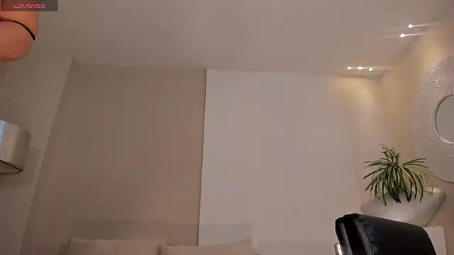 Chat XXX en directo de SunnyRivers