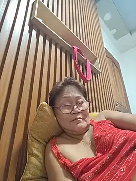 Sunflower1956's Live XXX Chat