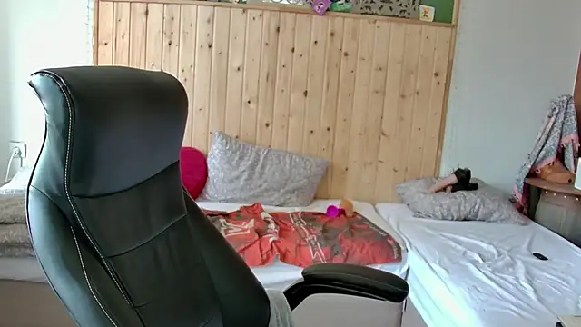 AaliyahHarris Live XXX-Chat