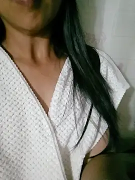 Helen-nn Adlı Modelin Canlı XXX Sohbeti