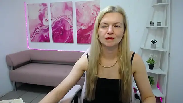MelissaTyler Adlı Modelin Canlı XXX Sohbeti