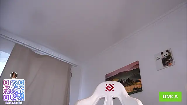 Adeles_vibes' Live XXX Chat