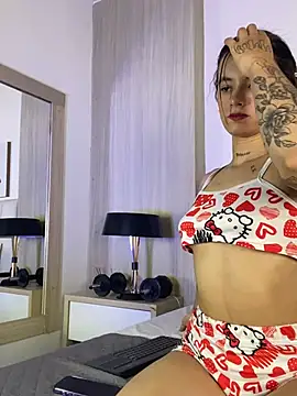 دردشة JuliaColemann الجنسية المباشرة