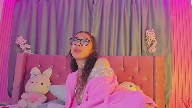 Онлайн чат XXX Sarah_Moon1