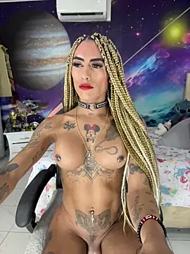 Chat +18 de Nella_Dolls ao vivo
