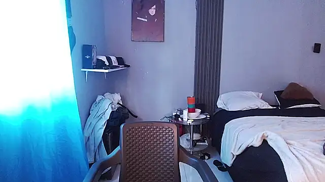 Mr_yisuzz Live XXX Chat